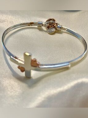 Silver Toned Cross Bracelet w/Rosegold accents - NWOT
